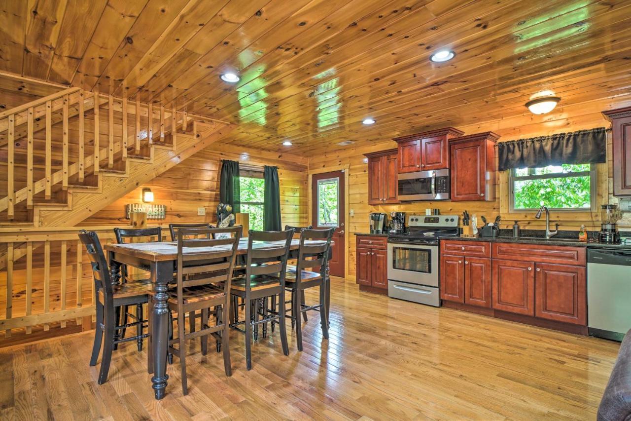 Pigeon Forge Cabin Sauna, Saltwater Pool And Views! Sevierville Exterior foto
