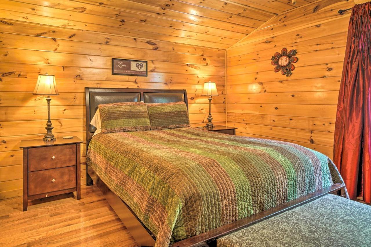 Pigeon Forge Cabin Sauna, Saltwater Pool And Views! Sevierville Exterior foto